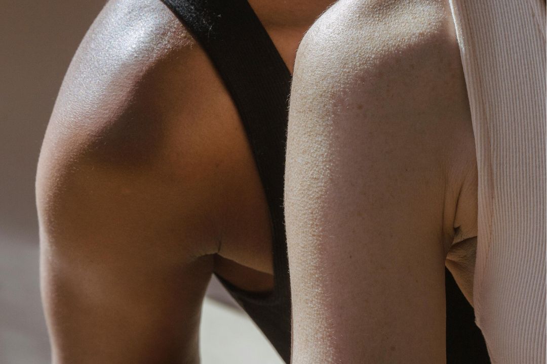 Natural Doesn’t Mean Weak: Let’s Bust the Biggest Deo Myths - AporeNaturalsº